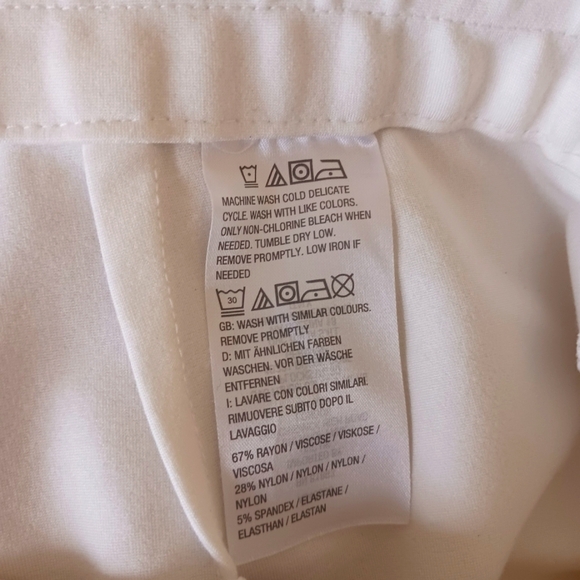 Susan Graver Regular Ponte Straight Leg Pull-On Pants Light Cream SZ M EUC - Picture 6 of 8